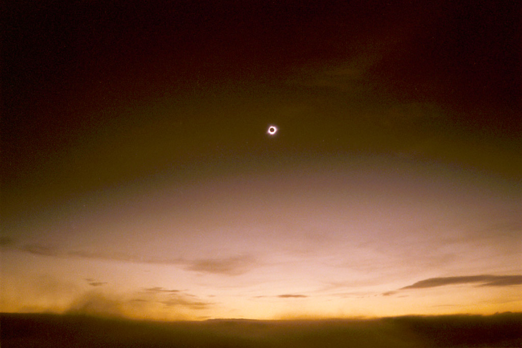 Solar Eclipse on Hawaii- Eclipses - Digital Images of the Sky